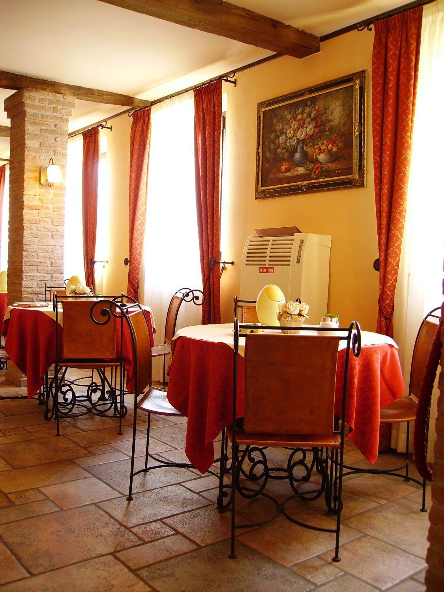Hotel Antico Casale Vigarano Mainarda Exterior foto