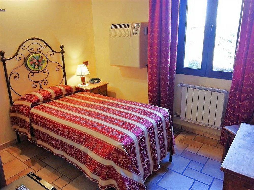 Hotel Antico Casale Vigarano Mainarda Exterior foto
