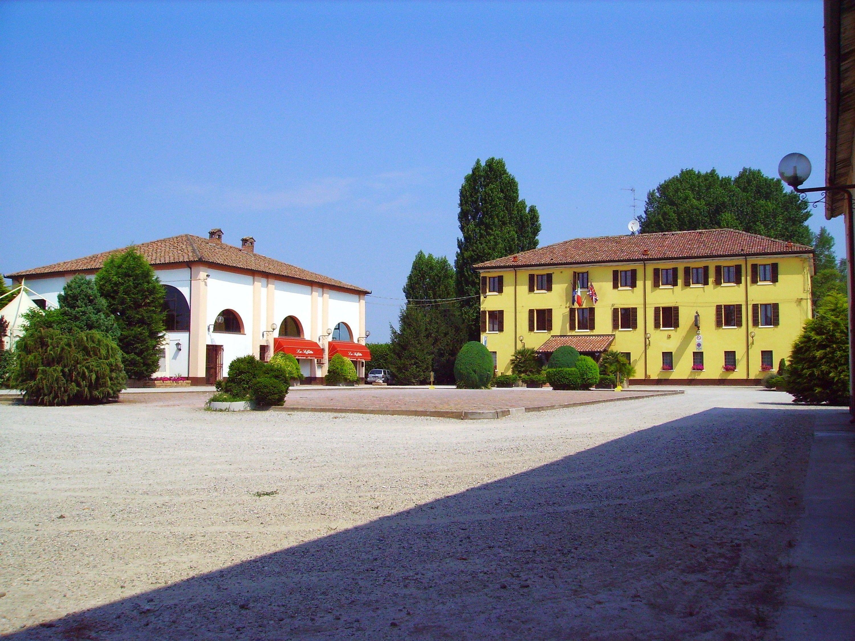 Hotel Antico Casale Vigarano Mainarda Exterior foto